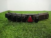 Botón interruptor de luz de peligro