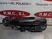 Manecilla externa puerta trasera
