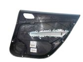 Moldura del tarjetero de la puerta trasera