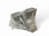 Sway bar bush bracket, front