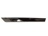 Front door trim bar