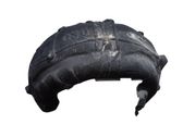 Rear arch fender liner splash guards
