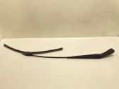 Front wiper blade arm