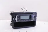 Radio/CD/DVD/GPS-pääyksikkö