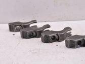 Abrazadera del inyector de combustible