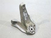 Engine mounting bracket