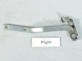 Engine bonnet/hood hinges
