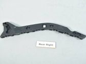 Rear bumper mounting bracket