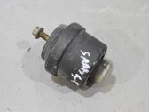 Engine mounting bracket