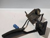 Accelerator throttle pedal