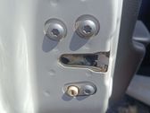 Cerradura de puerta trasera