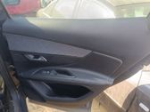 Moldura del tarjetero de la puerta trasera