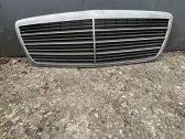 Front bumper upper radiator grill