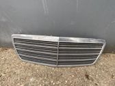 Front bumper upper radiator grill