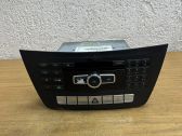 Radio / CD-Player / DVD-Player / Navigation