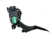 Accelerator throttle pedal