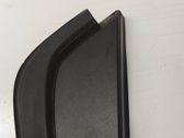 Moulure, baguette/bande protectrice d'aile
