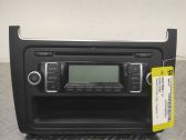 Radio / CD-Player / DVD-Player / Navigation