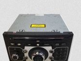 Radio / CD-Player / DVD-Player / Navigation