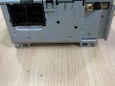 Radio / CD-Player / DVD-Player / Navigation