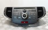 Radio/CD/DVD/GPS head unit