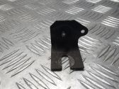 Fender mounting bracket