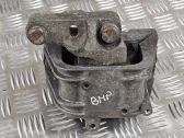 Engine mount bracket