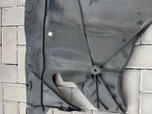 Cache de protection sous moteur