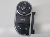 Steering wheel buttons/switches
