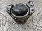 Engine mount bracket