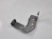 Fender mounting bracket