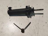Clutch slave cylinder