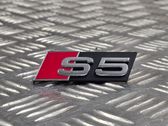 Manufacturers badge/model letters