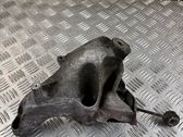 Engine mounting bracket