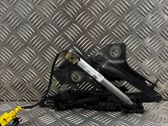 Engine bonnet/hood hinges