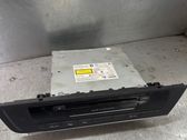 Radio / CD-Player / DVD-Player / Navigation