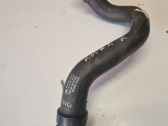 Tuyau de liquide de refroidissement moteur