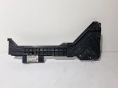 Radiator mount bracket