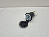 12V Steckdose hinten