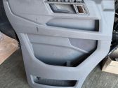 Revestimiento de puerta delantera