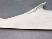D-pilarin verhoilu (yläosa)