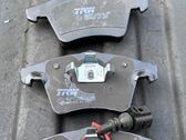 Brake pads (front)
