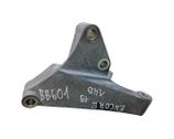 Engine mounting bracket