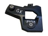 Rear bumper mounting bracket