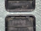 Quarter panel pressure vent