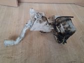 Windshield washer fluid reservoir/tank