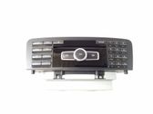 Radio / CD-Player / DVD-Player / Navigation
