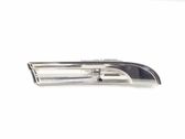 Front fender indicator light