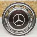 R14 wheel hub/cap/trim