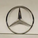 Mostrina con logo/emblema della casa automobilistica